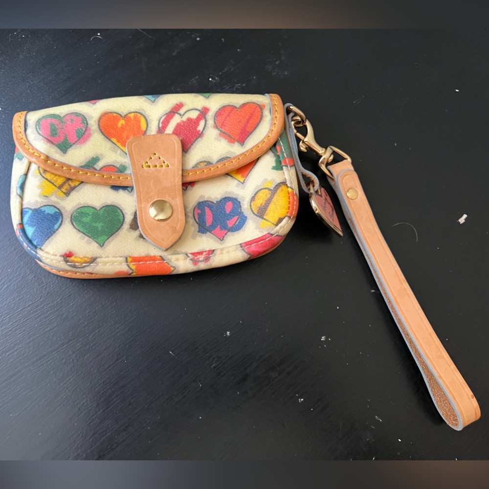 Vintage Dooney & Bourke Heart Wristlet